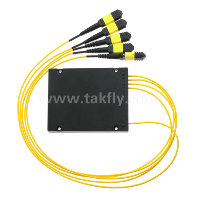 फाइबर ऑप्टिक केबल MPO/MTP SM/MM पीएलसी स्प्लिटर 1x4 डेटा सेंटर FTTX के लिए