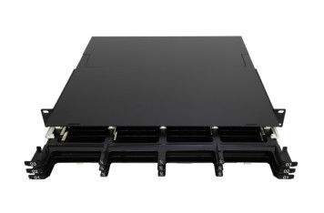 उच्च घनत्व फाइबर प्रबंधन के लिए एलसी कनेक्टर इंटरफ़ेस और 200 मिमी गहराई के साथ 144-कोर एमपीओ एमटीपी कैसेट पैनल