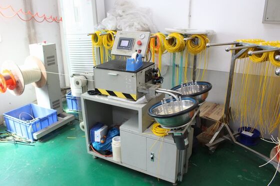 SC/APC-SC/APC सिम्प्लेक्स पैच कॉर्ड जिसमें कम इंसर्शन लॉस, उच्च रिफ्लेक्शन लॉस और अनुकूलित लंबाई